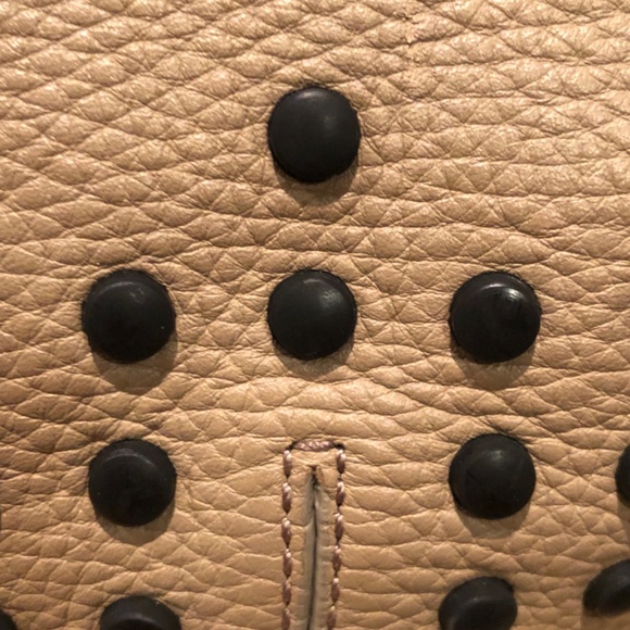 TODS tote - Picture 3 of 7